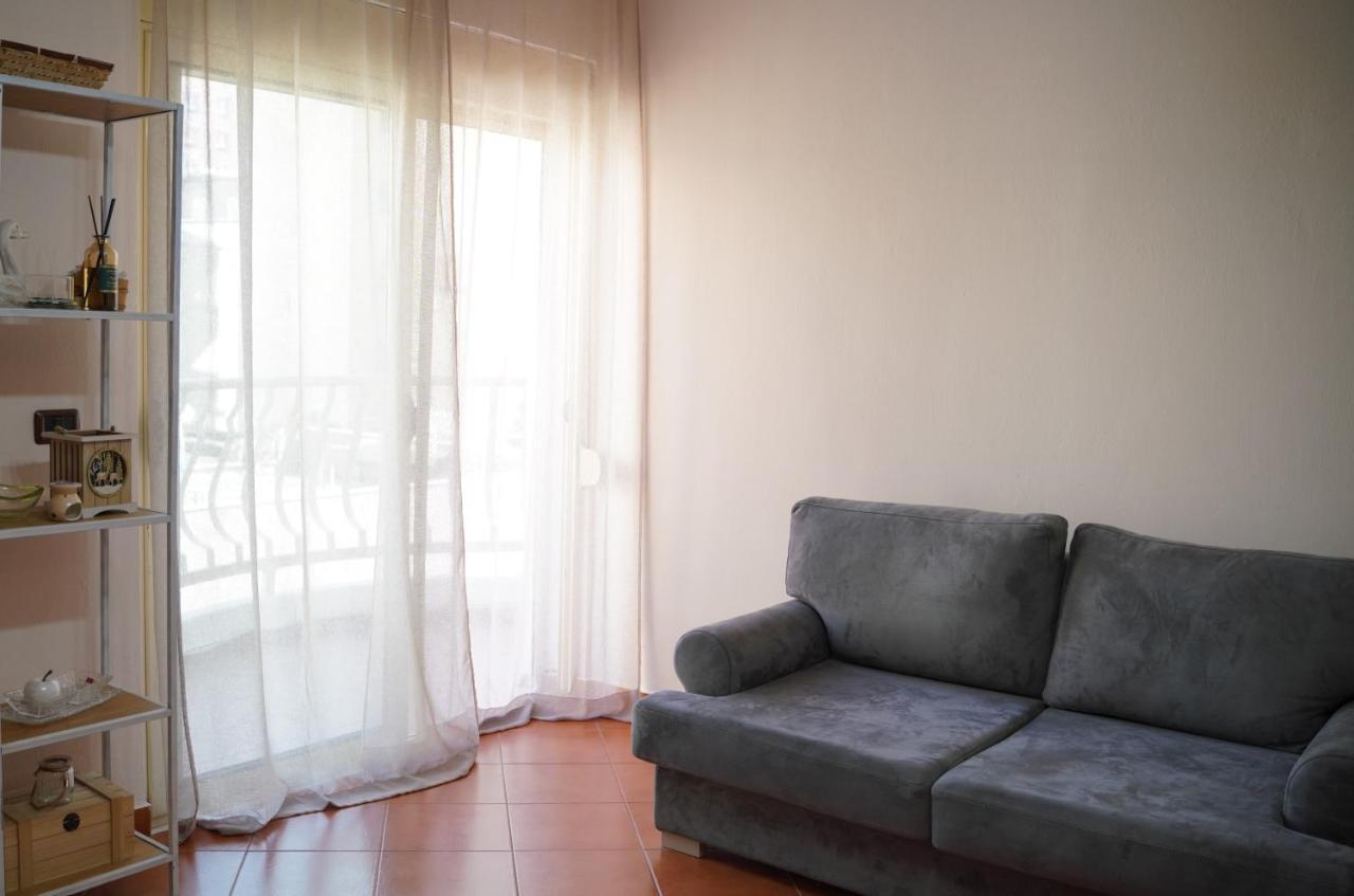 Stylish Apartment Near Tirana Center Luaran gambar